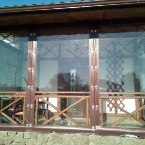Прозрачные шторы ПВХ для беседки веранды в Краснодаре