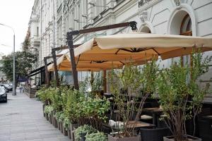 Зонт на боковой опоре 4 х 4 м. в Краснодаре