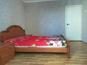 2 -к. квартира в аренду, 72 м2, 10 /14 эт. в Краснодаре