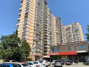 2 -к. квартира, 69 м2, 3 /22 эт. в Краснодаре